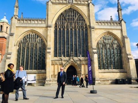 View article US Ambassador visits Hull