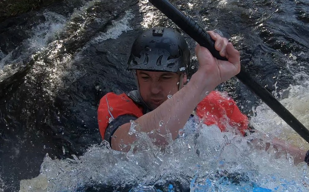 Fancy having a go at kayaking? Get in touch with Kingston Kayak Club.