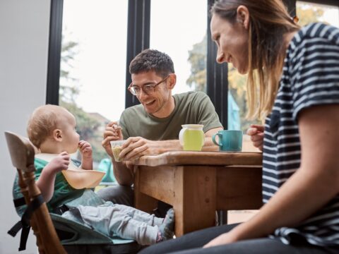 View article Help to build your baby’s brain with Look, Say, Sing, Play campaign