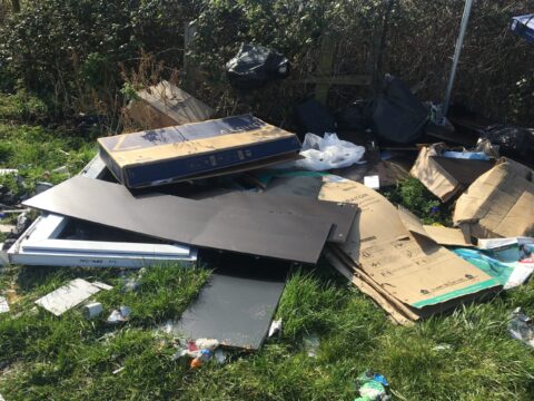 View article 10 Hull residents prosecuted for waste offences