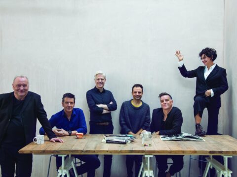 View article Deacon Blue are coming to Hull next year