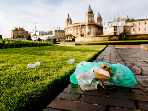 View article Litter enforcement to resume in Hull next week