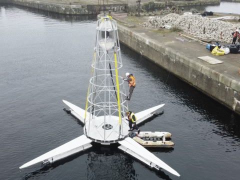 View article Video: First look at floating lighthouse heading to Hull city centre next week