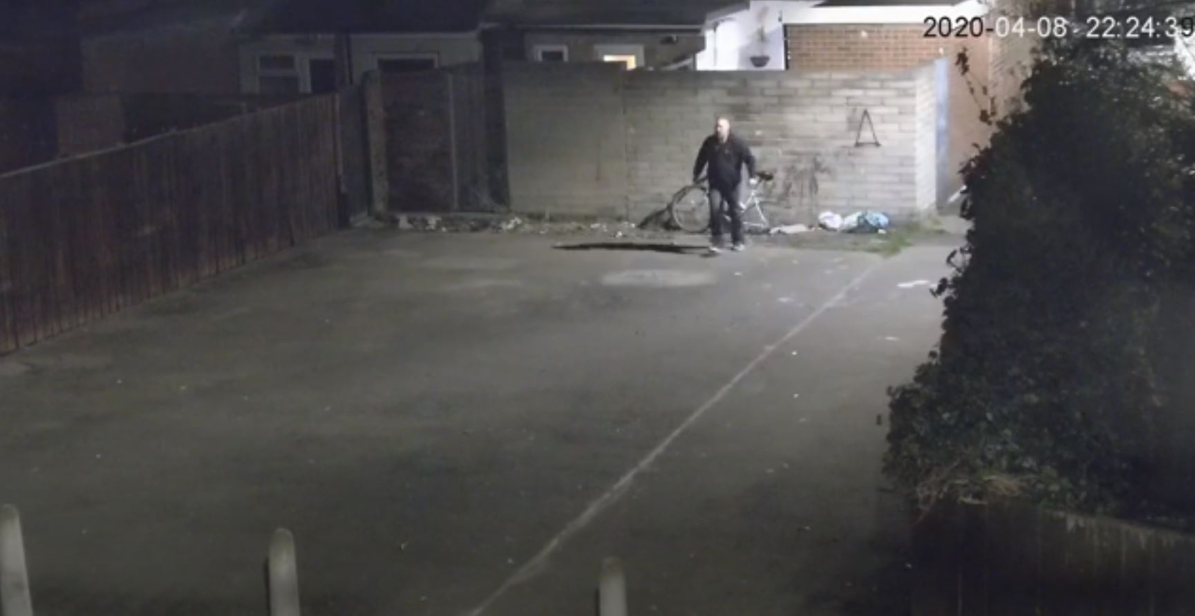 Fly-tipping in Alaska Street