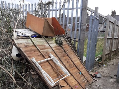 View article Fly-tipping in Hull – can you help?
