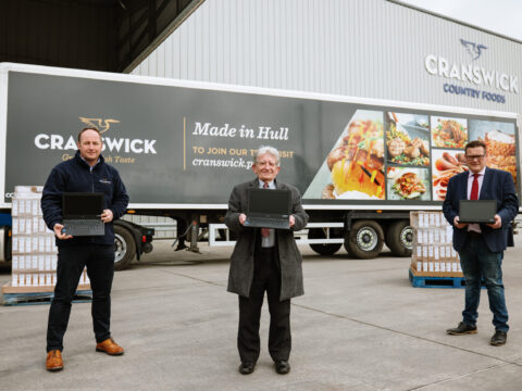 View article Every child in Hull to be connected and stay connected