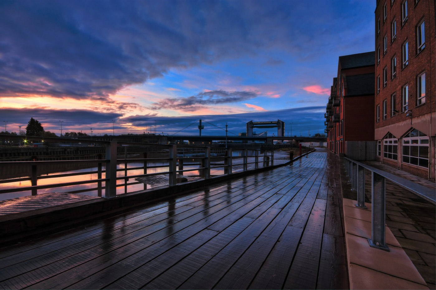 Boardwalk, River Hull