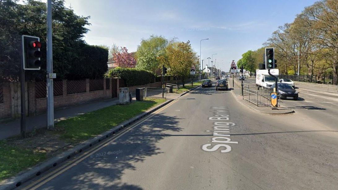 the junction of Spring Bank West and Chanterlands Avenue