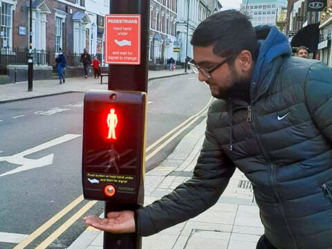View article Hull to trial ‘smart’ crossings and bus stops to enhance accessibility