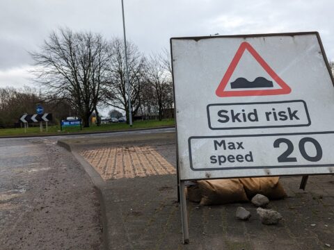 View article Stoneferry roundabout to be resurfaced in April