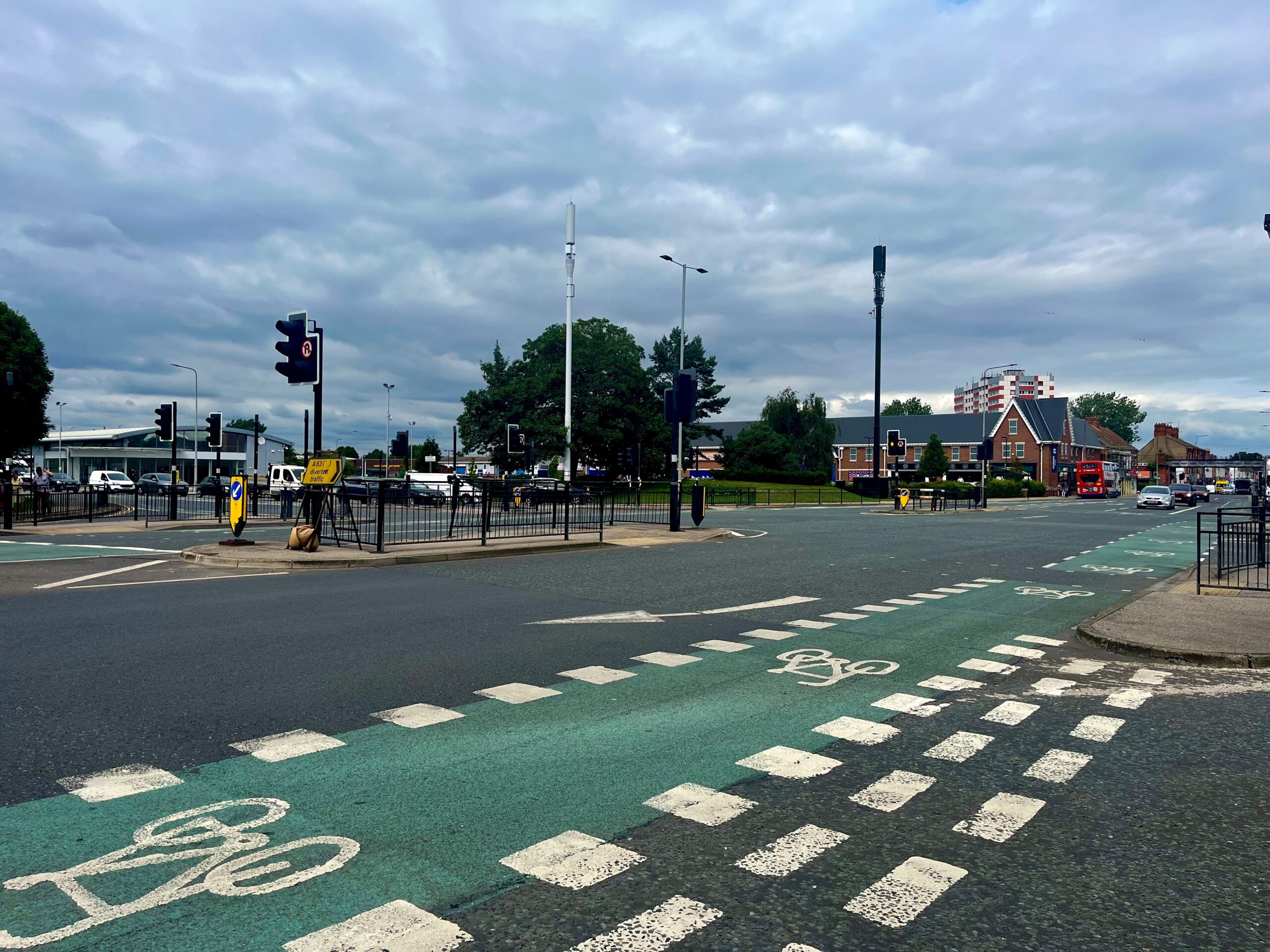 The junction of Holderness Road (A165) with Mount Pleasant.