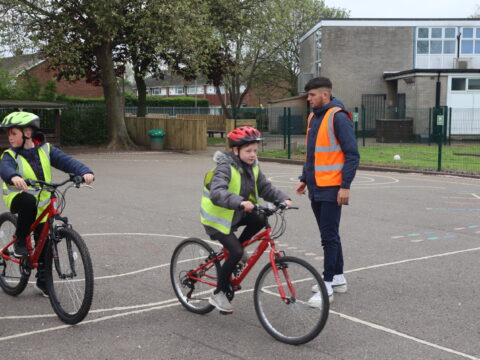View article Hull ranked in top 10 for cycle training for children in England