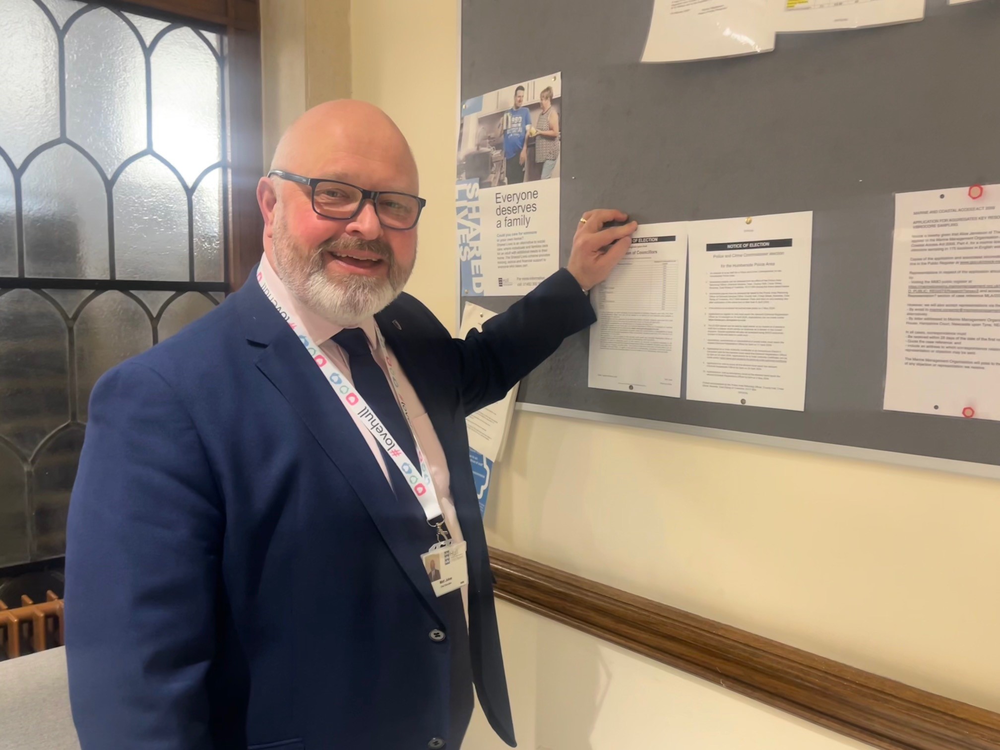 CEX of Hull City Council Matt Jukes pins the notices of elections to the Guildhall notice board