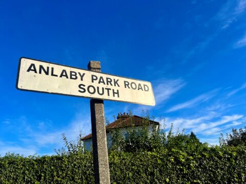 View article Two-phase reconstruction for Anlaby Park Road South 