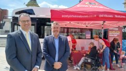 Councillor Mark Ieronimo, cabinet portfolio holder for transportation, roads and highways at Hull City Council (left) at a recent Hull Bus Alliance Drop-in Session – hosted on Clean Air Day