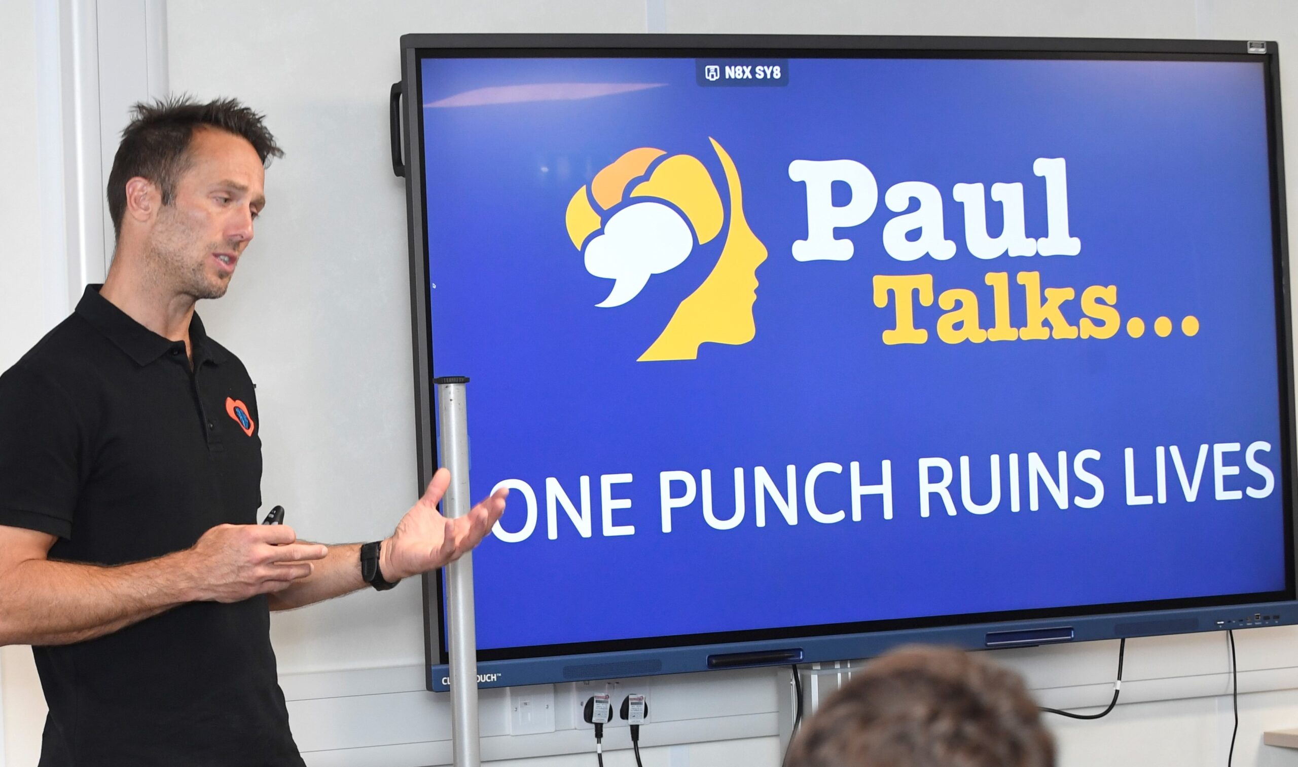 Paul Spence from P.A.U.L For Brain Recovery delivers a talk to HTAE learners.