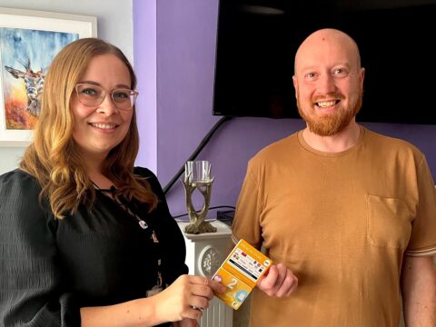 View article Hull resident wins £250 for completing waste survey 