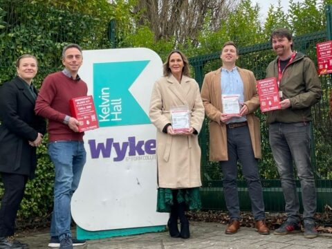 View article Bleed kits being fitted across Hull