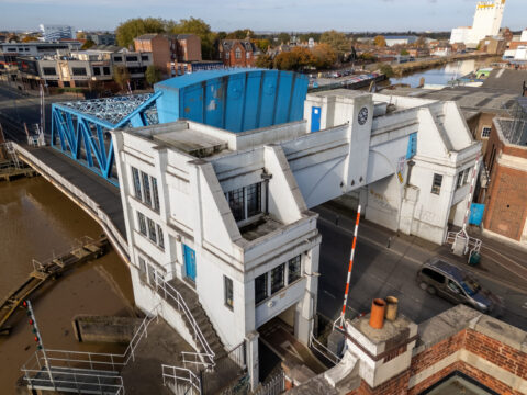 View article North Bridge: Weekend closure for vital resurfacing work