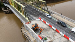 Strengthening and repair work to Drypool Bridge