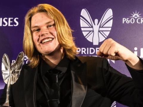 View article Pride of Britain winner to light up Hull for Christmas