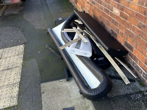 View article Four residents receive £1,000 fines for fly-tipping in Hull